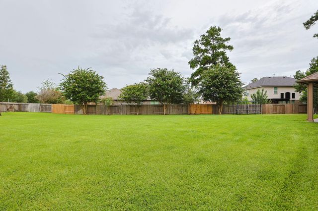 5922 Vinland Shores Court, Spring, TX 77379
