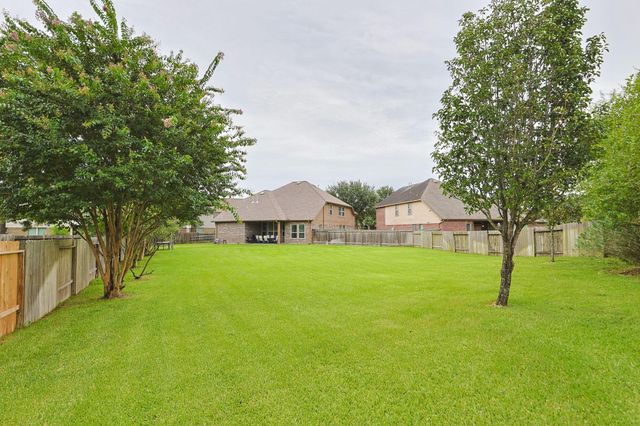 5922 Vinland Shores Court, Spring, TX 77379
