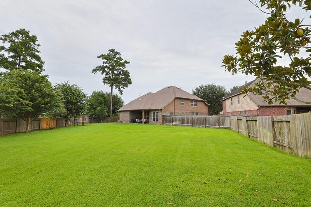 5922 Vinland Shores Court, Spring, TX 77379