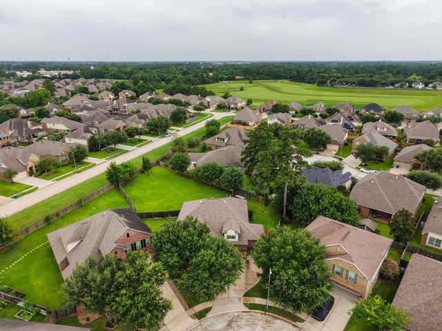 5922 Vinland Shores Court, Spring, TX 77379