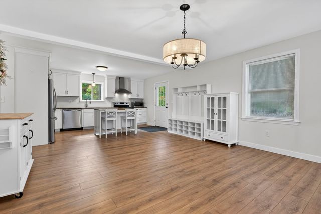 4 Morris Street, Peterborough, NH 03458