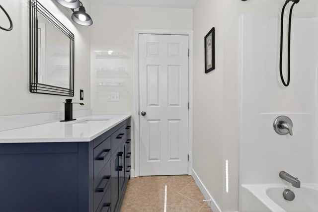 4 Morris Street, Peterborough, NH 03458