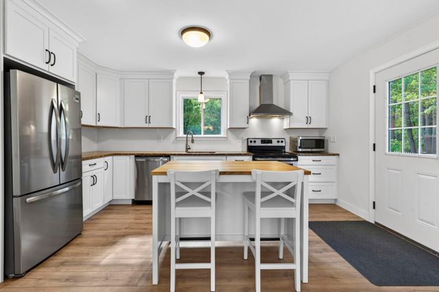 4 Morris Street, Peterborough, NH 03458