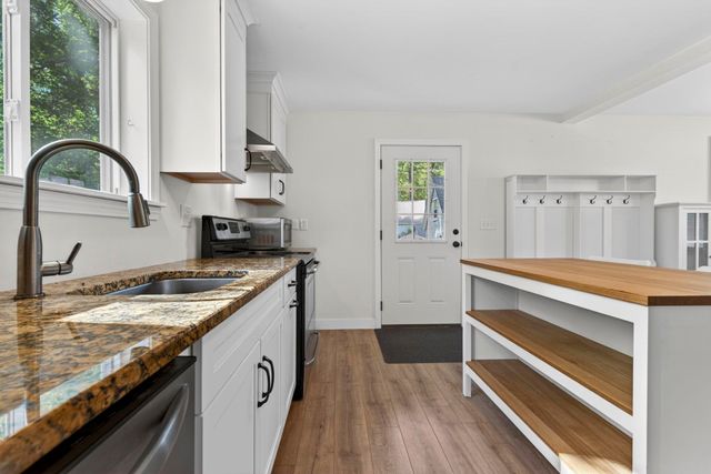 4 Morris Street, Peterborough, NH 03458
