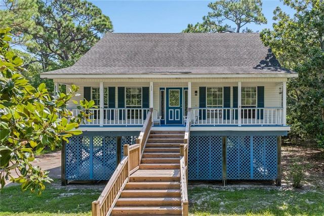 112 Audubon Street, Dauphin Island, AL 36528