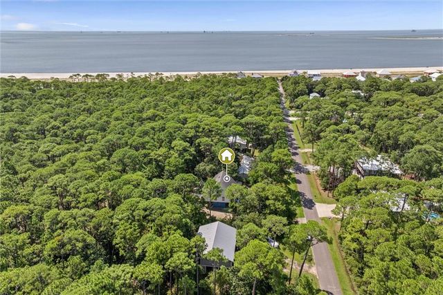 112 Audubon Street, Dauphin Island, AL 36528