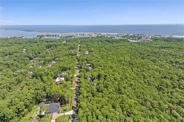 112 Audubon Street, Dauphin Island, AL 36528