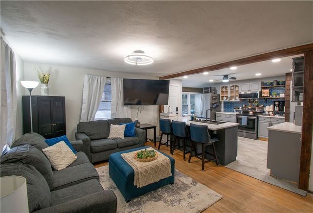 37 Mount Marcy Drive, Irondequoit, NY 14622