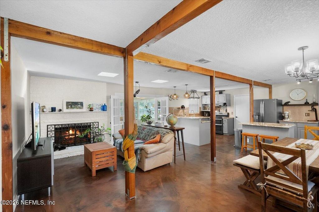 4505 BLUFF Avenue, Jacksonville, FL 32225