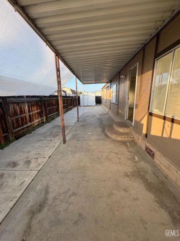 3535 Stine Road 65, Bakersfield, CA 93309