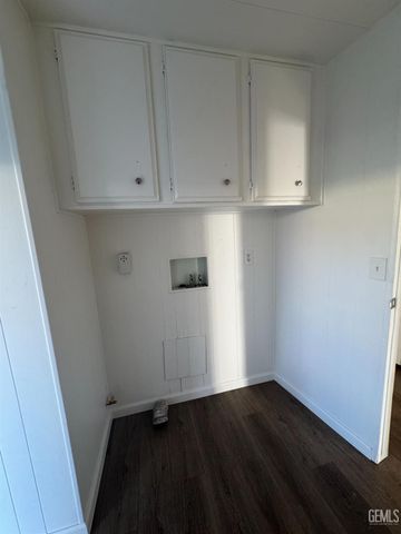 3535 Stine Road 65, Bakersfield, CA 93309