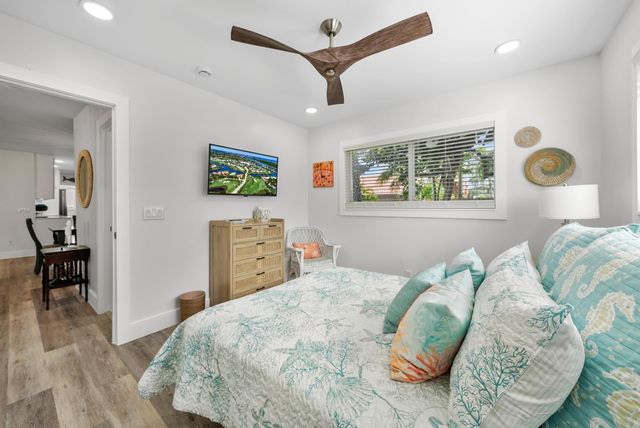 517 Gulf Road, North Palm Beach, FL 33408