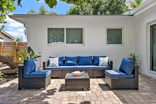 517 Gulf Road, North Palm Beach, FL 33408