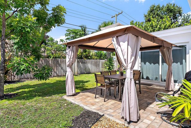 517 Gulf Road, North Palm Beach, FL 33408