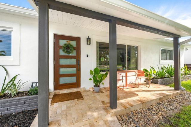 517 Gulf Road, North Palm Beach, FL 33408