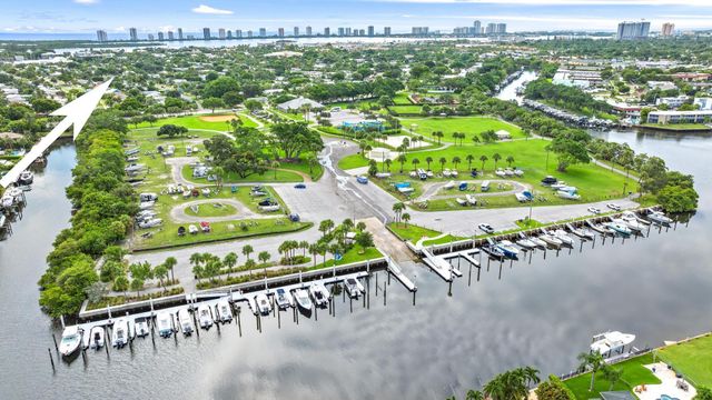 517 Gulf Road, North Palm Beach, FL 33408