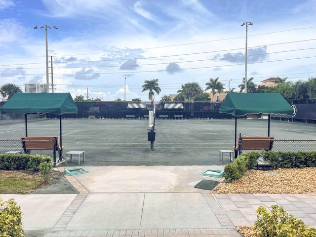 517 Gulf Road, North Palm Beach, FL 33408