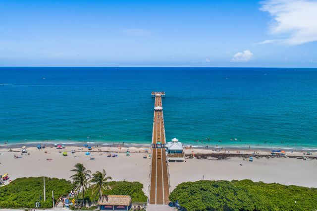 517 Gulf Road, North Palm Beach, FL 33408