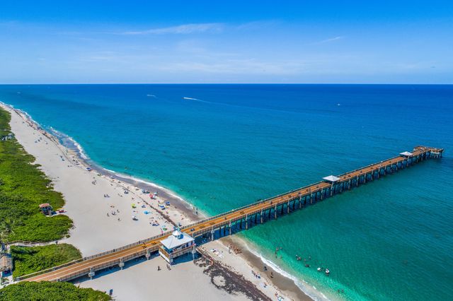 517 Gulf Road, North Palm Beach, FL 33408