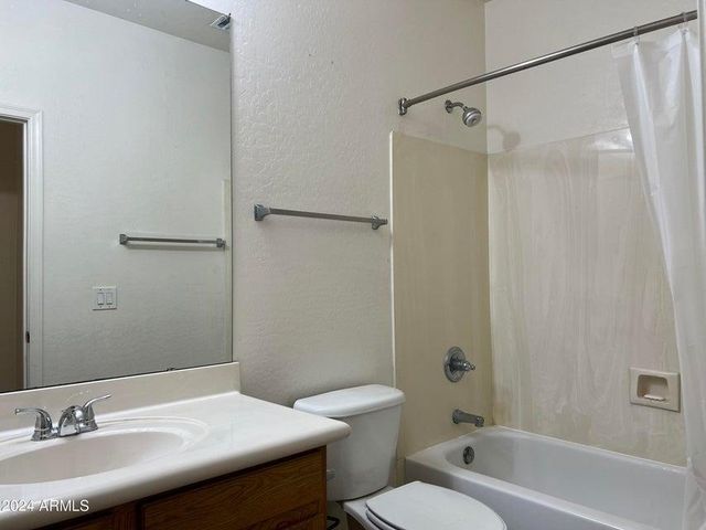 7129 W Kings Avenue, Peoria, AZ 85382