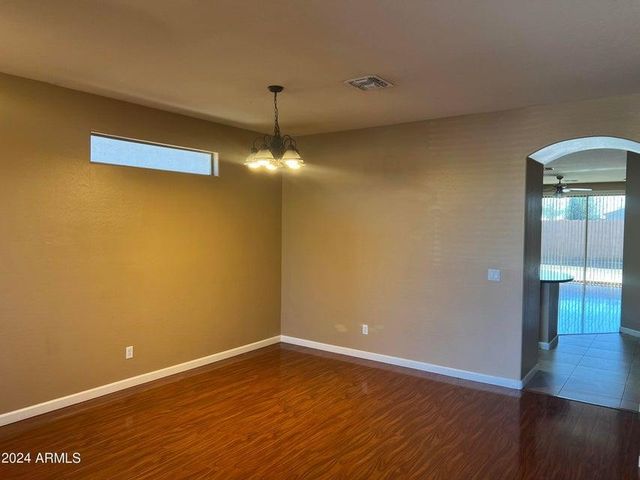 7129 W Kings Avenue, Peoria, AZ 85382