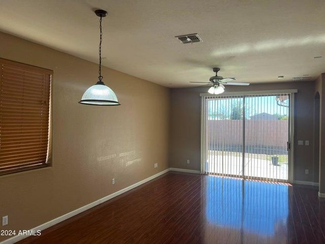 7129 W Kings Avenue, Peoria, AZ 85382