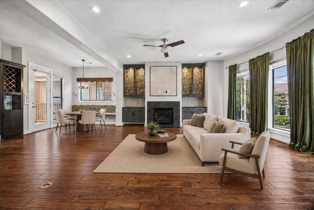 5803 Kiam Street, Houston, TX 77007