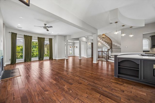 5803 Kiam Street, Houston, TX 77007