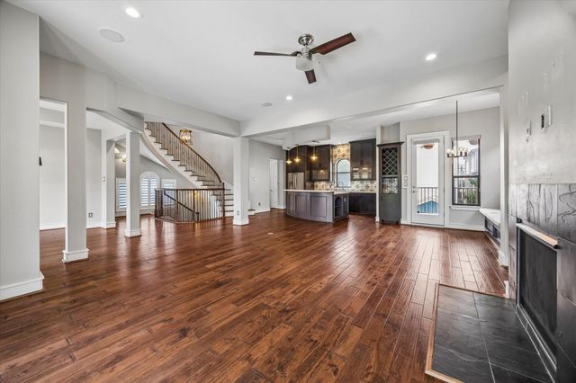 5803 Kiam Street, Houston, TX 77007