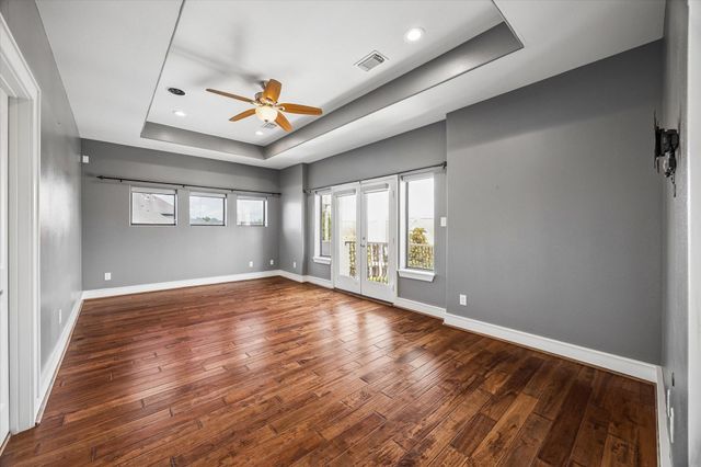 5803 Kiam Street, Houston, TX 77007