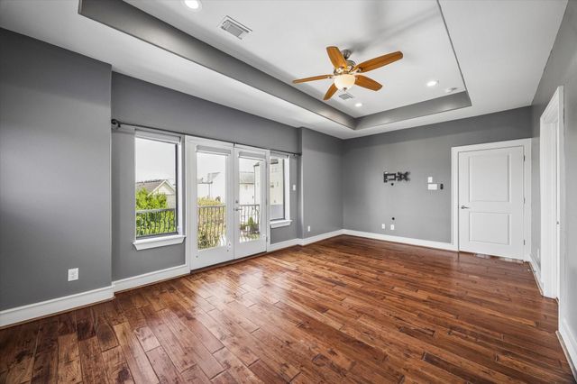 5803 Kiam Street, Houston, TX 77007