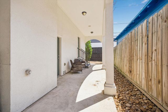 5803 Kiam Street, Houston, TX 77007