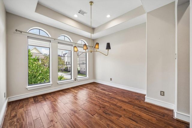 5803 Kiam Street, Houston, TX 77007