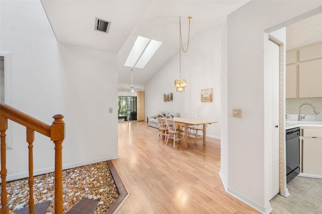 815 SW 51ST WAY 815, Gainesville, FL 32607