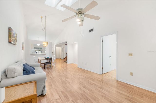 815 SW 51ST WAY 815, Gainesville, FL 32607