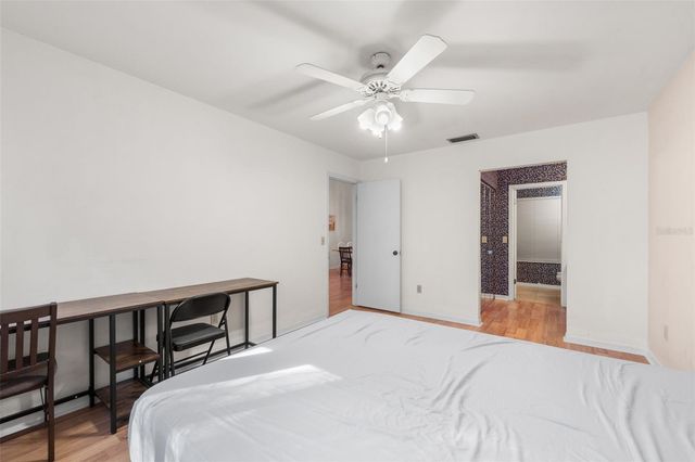 815 SW 51ST WAY 815, Gainesville, FL 32607