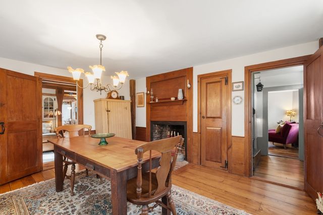 8 Winter St, Plymouth, MA 02360
