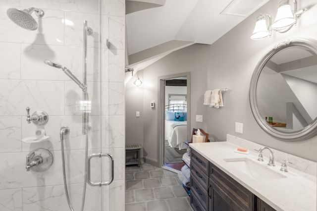 8 Winter St, Plymouth, MA 02360