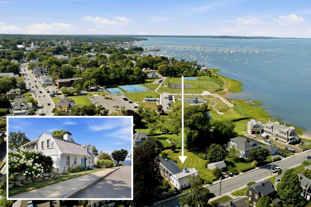 8 Winter St, Plymouth, MA 02360