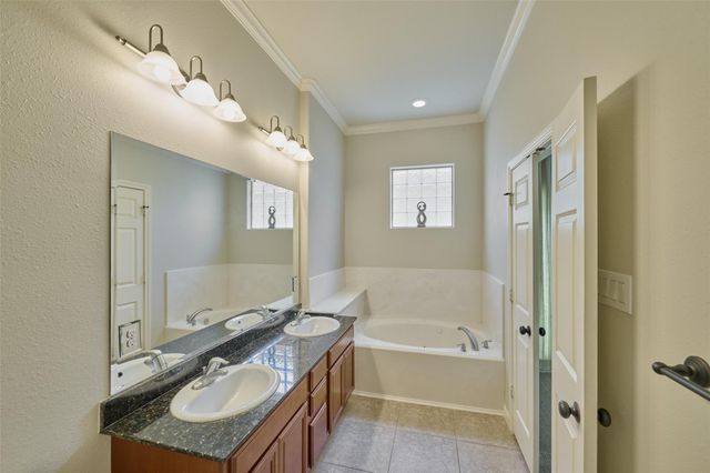 2726 Misty Heath Ln Lane, Houston, TX 77082