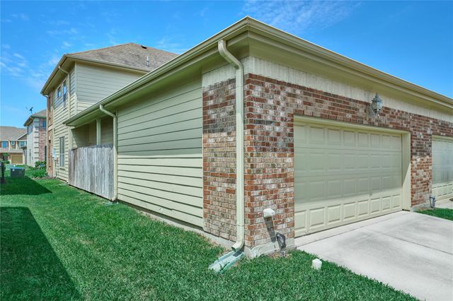 2726 Misty Heath Ln Lane, Houston, TX 77082