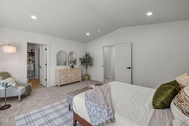 16682 Neil Court 7, La Pine, OR 97739