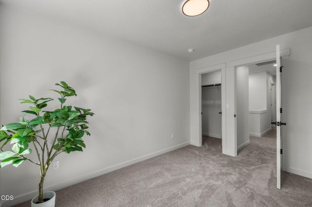 16682 Neil Court 7, La Pine, OR 97739