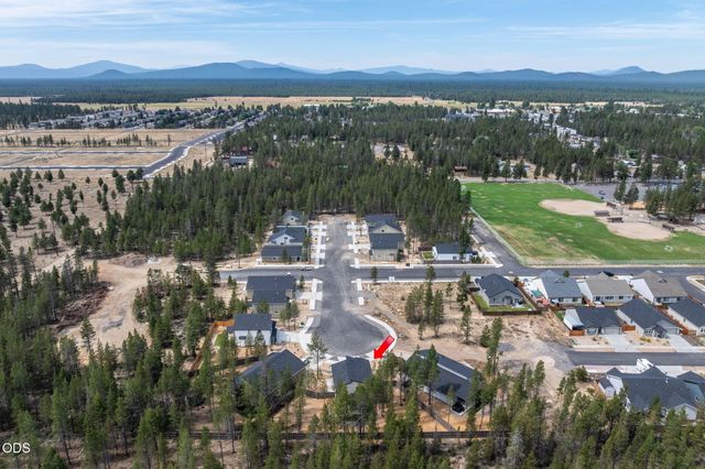 16682 Neil Court 7, La Pine, OR 97739