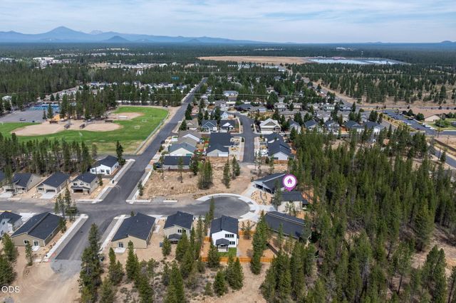 16682 Neil Court 7, La Pine, OR 97739