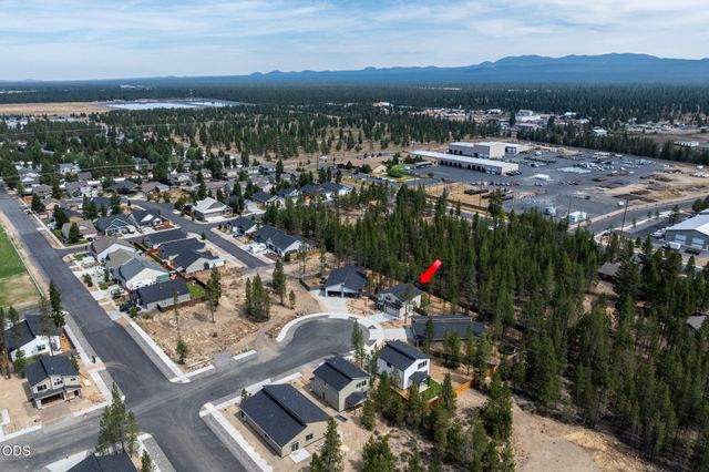 16682 Neil Court 7, La Pine, OR 97739
