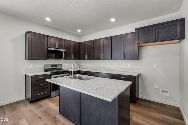 16682 Neil Court 7, La Pine, OR 97739