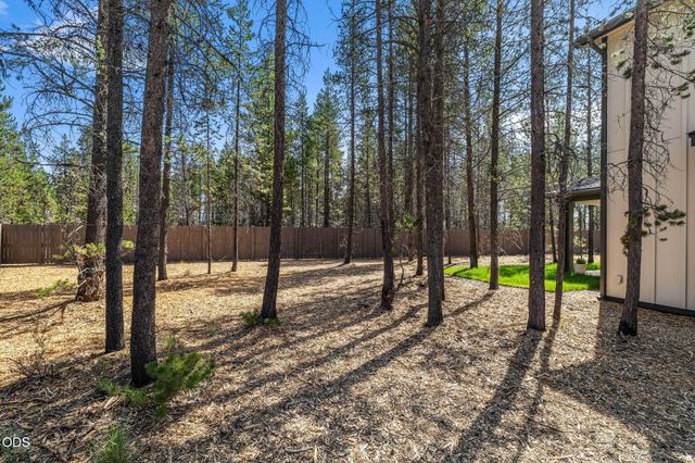 16682 Neil Court 7, La Pine, OR 97739