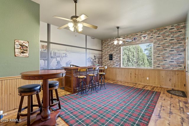 2276 THUNDERBIRD Way, Overgaard, AZ 85933