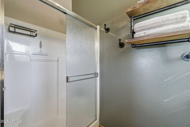 2276 THUNDERBIRD Way, Overgaard, AZ 85933